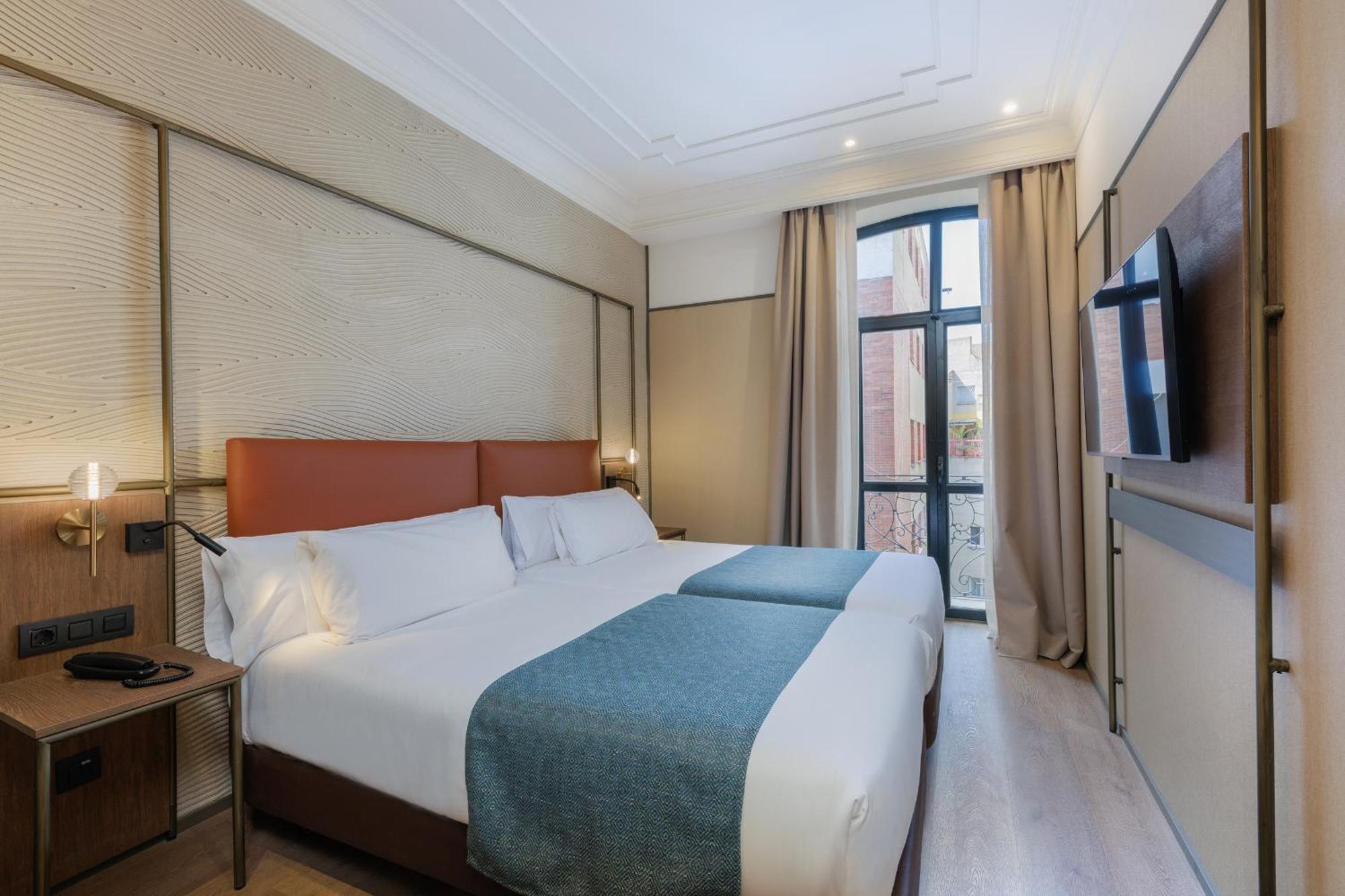 Hotel Medinaceli New Reopening 2025 Барселона Екстер'єр фото