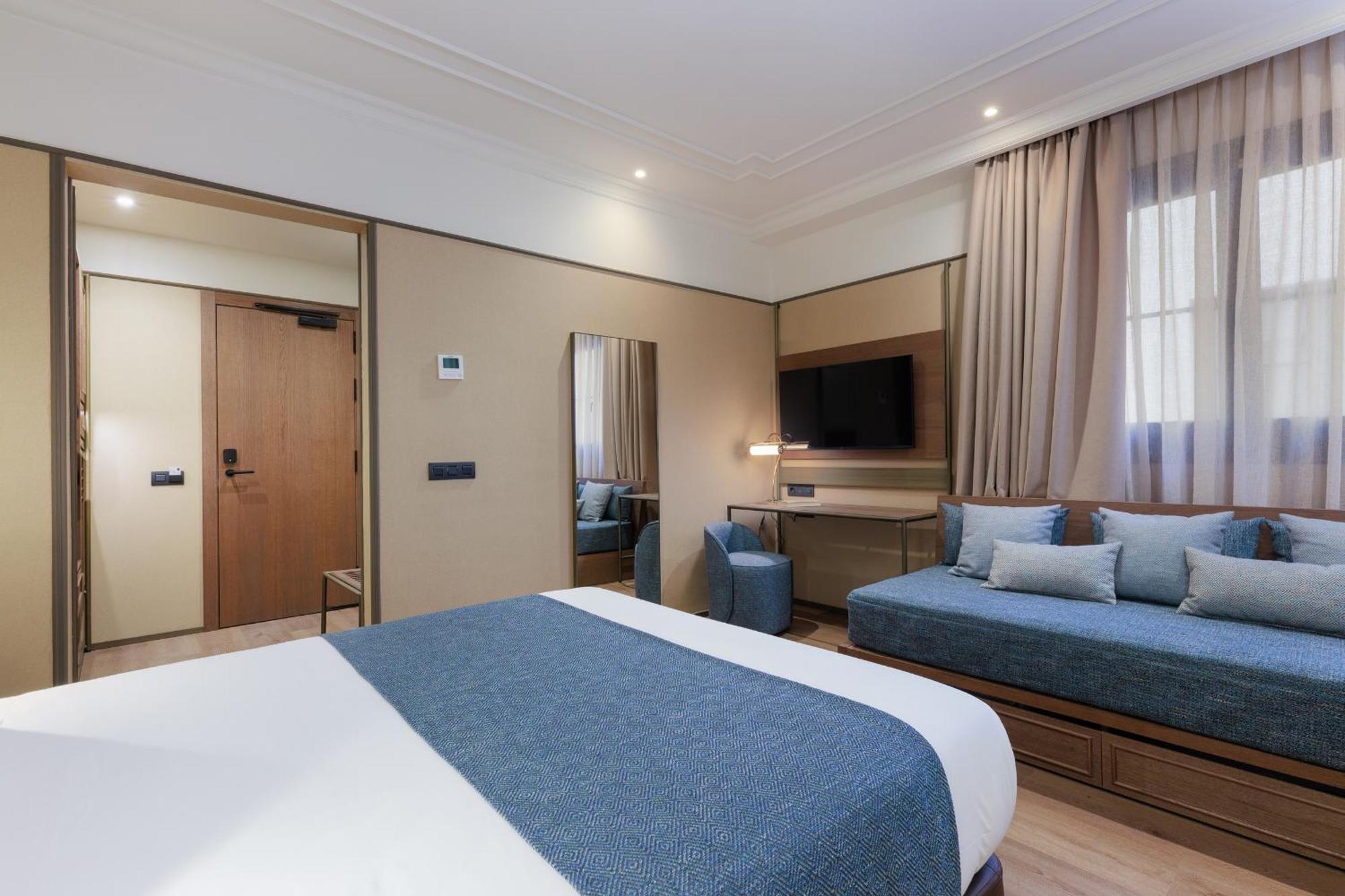 Hotel Medinaceli New Reopening 2025 Барселона Екстер'єр фото